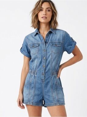 BCBGMAXAZRIA Denim Jean Shorts Romper Jumpsuit Snaps Pockets Size Medium